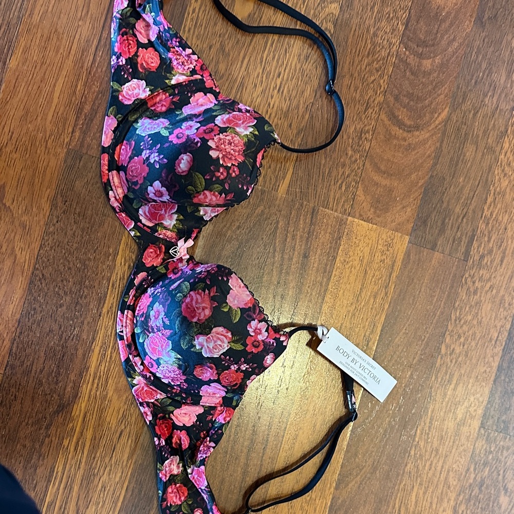 Victoria's Secret Black and Red Floral Bra